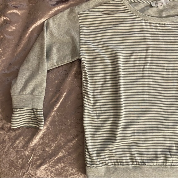 Vince Camino Grey Striped Pullover Sweatshirt - Picture 3 of 9